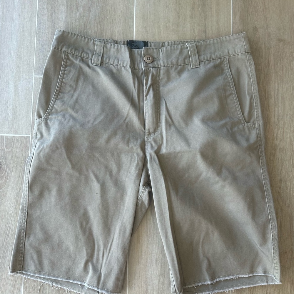 Metal Mulisha Shorts Mens Size 34 Tan khaki Y2k Flat Front Mid Rise Chino Skate